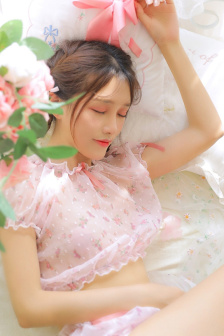 抽搐电击罚女仆夹震蛋器憋尿虐乳